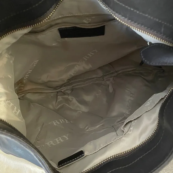 Vintage Burberry Hobo Crossbody - Picture 13 of 14